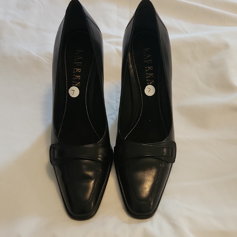 Ralph Lauren Black Leather Pointed Toe Pumps